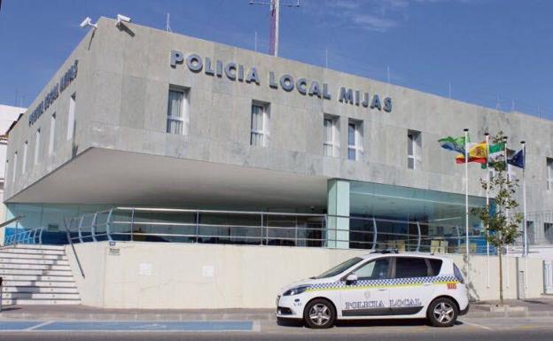Listado Provisional de Aspirantes Admitidos y Excluidos 8 Plazas Policía Local Ayuntamiento de Mijas (Málaga)